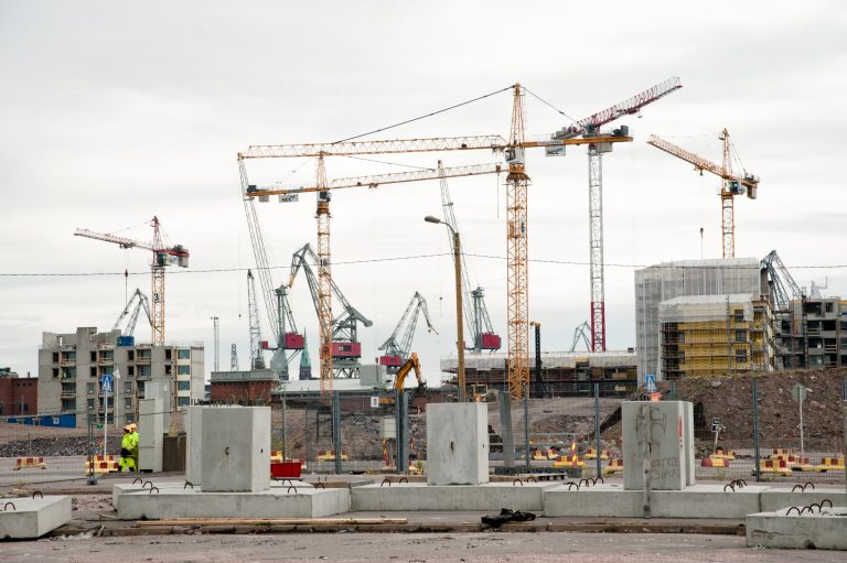Laatikkorakennuksia vai elävää kaupunkikuvaa?